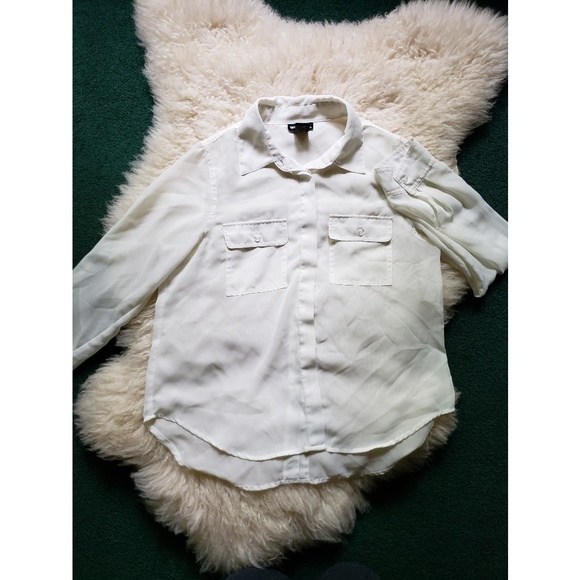 Sheer white button up - Picture 1 of 3